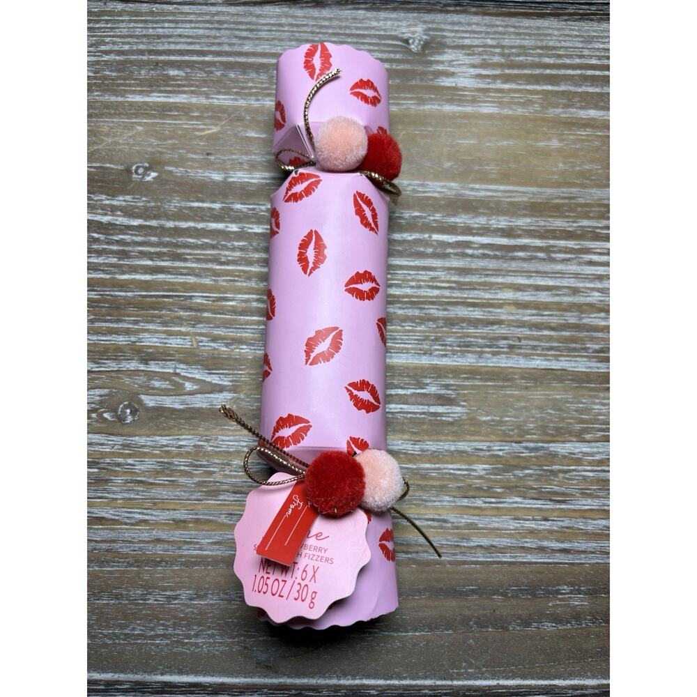 World Market Be Mine Wild Strawberry Bath Fizzers Vegan Cruelty-Free 6 x 1.05 oz